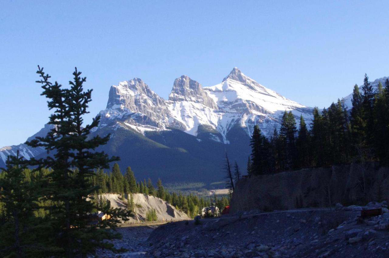 Apartment 411, Antique Heritage Canmore Buitenkant foto